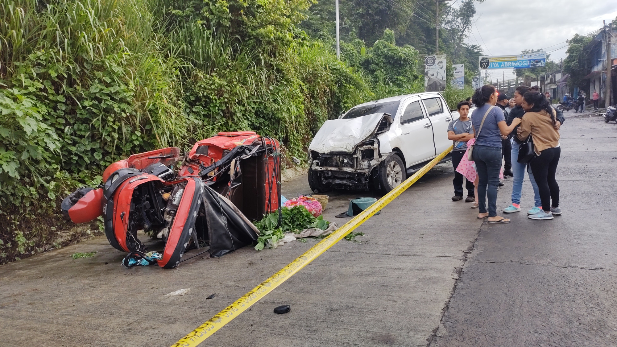 ImÁgenes Dos Personas Mueren En Choque Entre Mototaxi Y Picop En